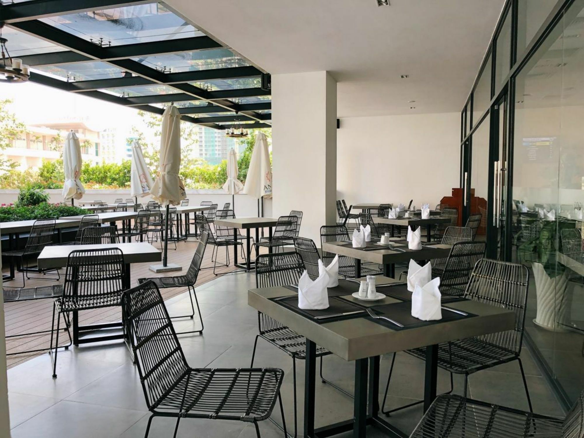 Parama Apartments Balcony Beachfront Nha Trang Extérieur photo